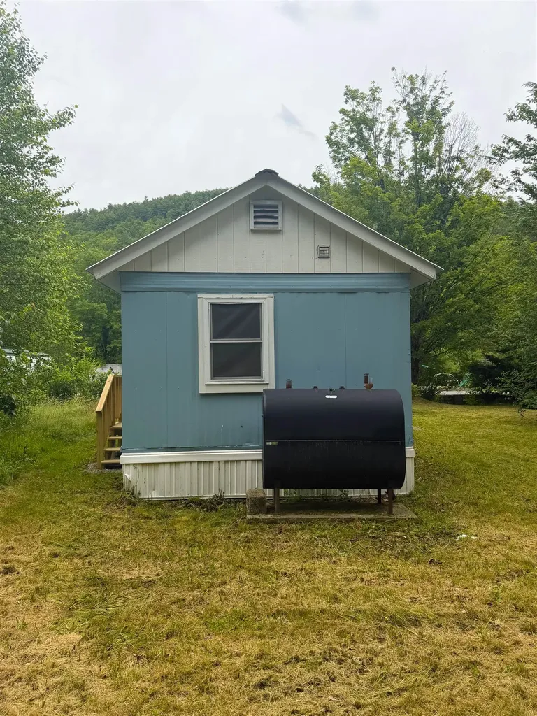 22 Valley Road Brattleboro VT 05301