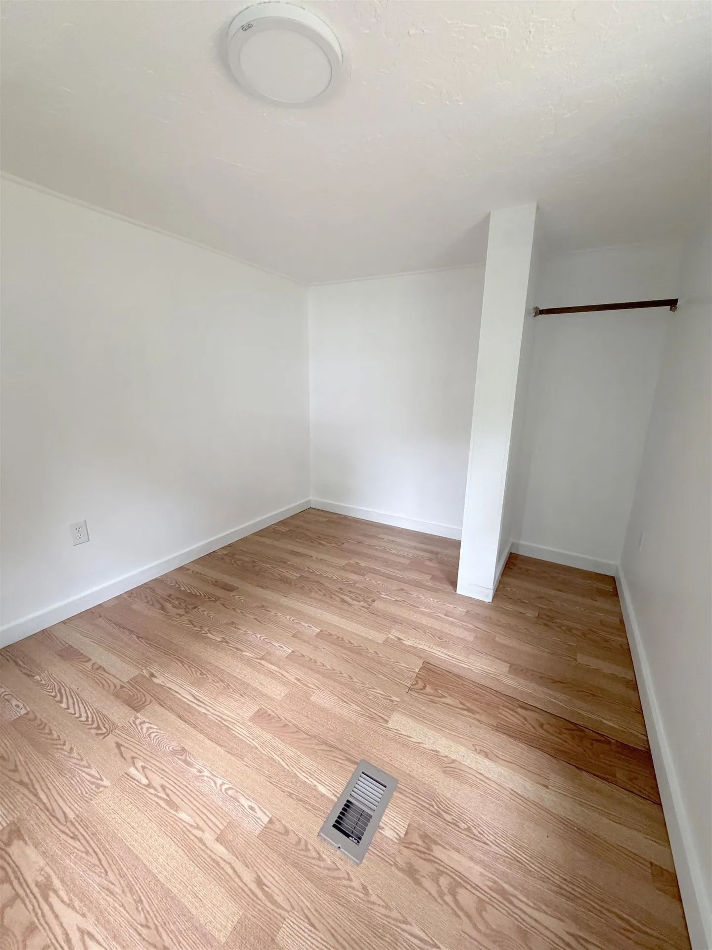 22 Valley Road Brattleboro VT 05301