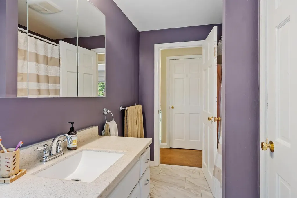 25 Sawyer Avenue Atkinson NH 03811