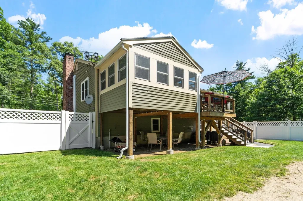 25 Sawyer Avenue Atkinson NH 03811