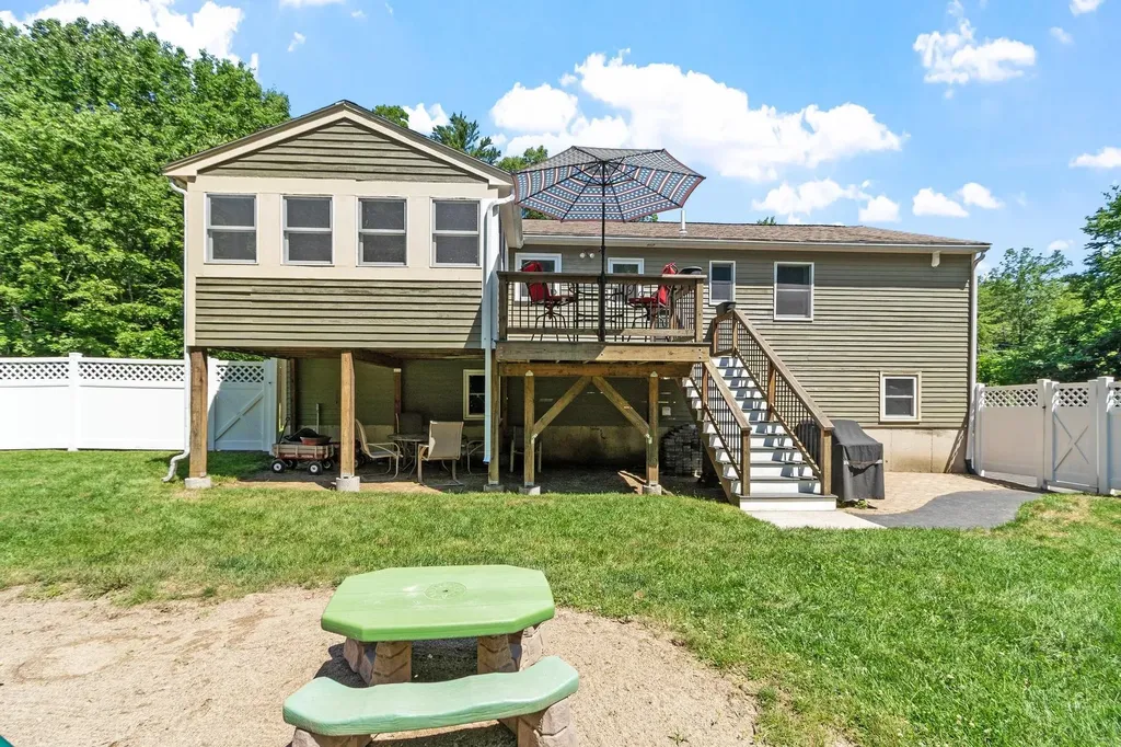 25 Sawyer Avenue Atkinson NH 03811