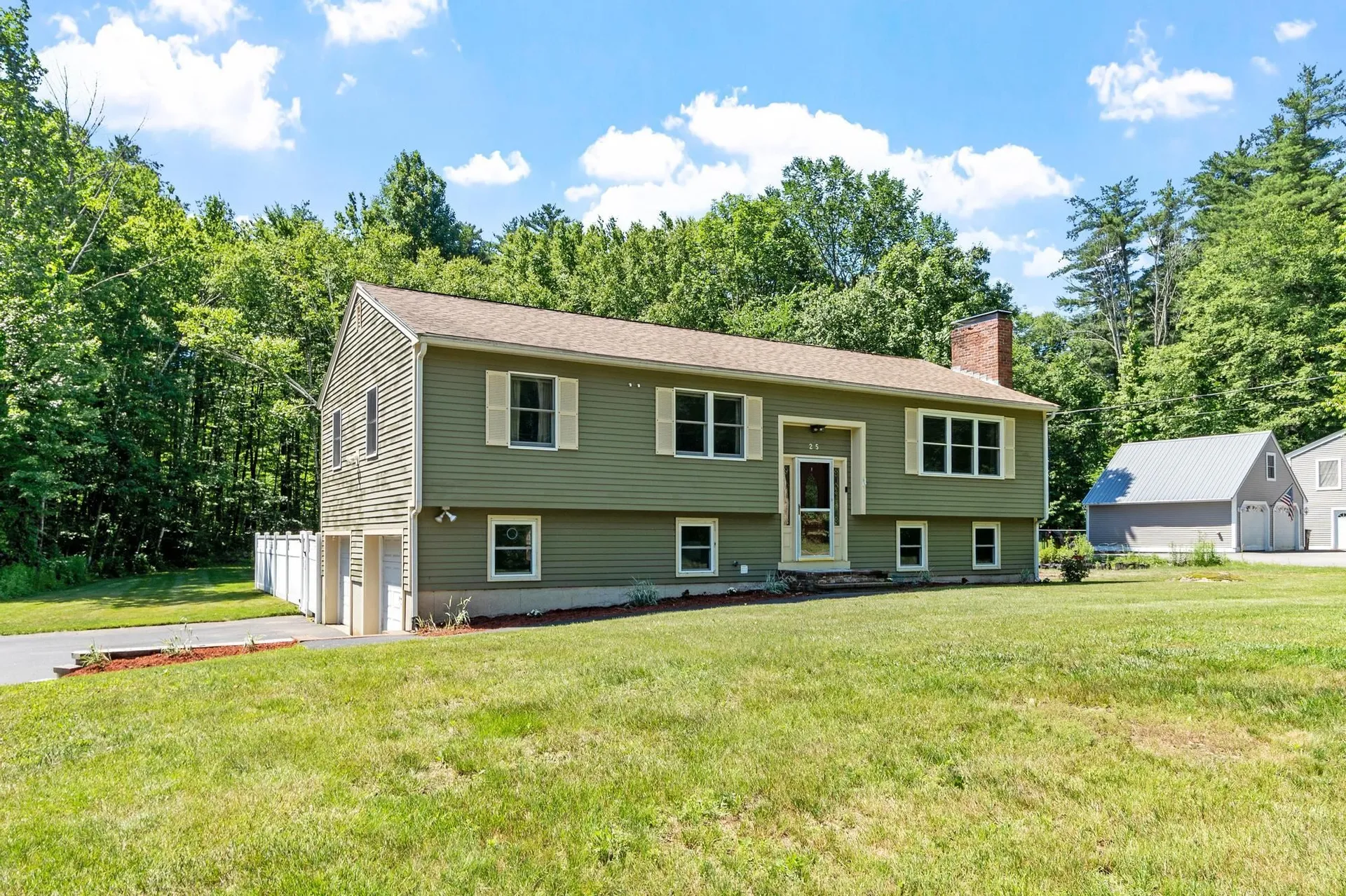 25 Sawyer Avenue Atkinson NH 03811