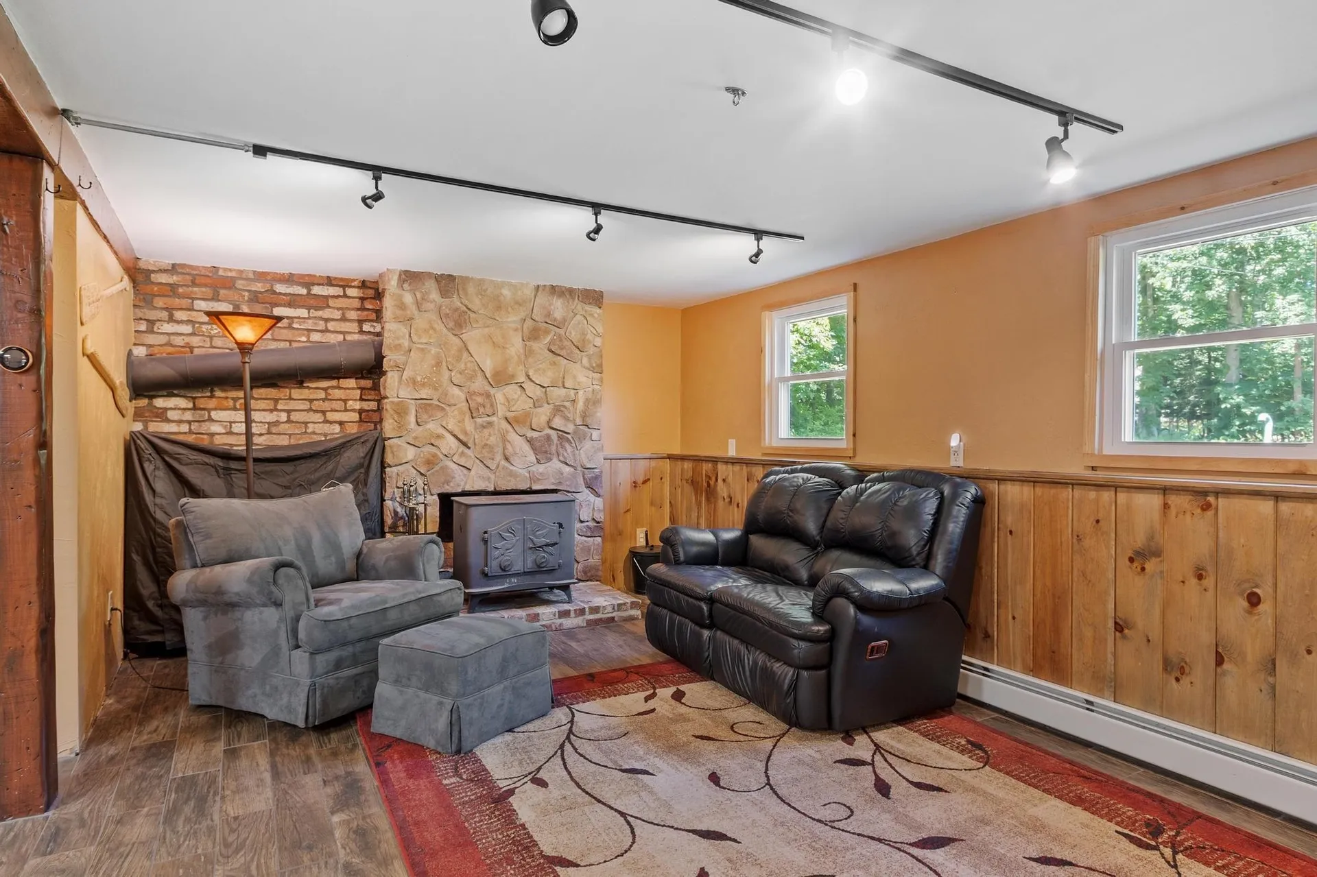 25 Sawyer Avenue Atkinson NH 03811