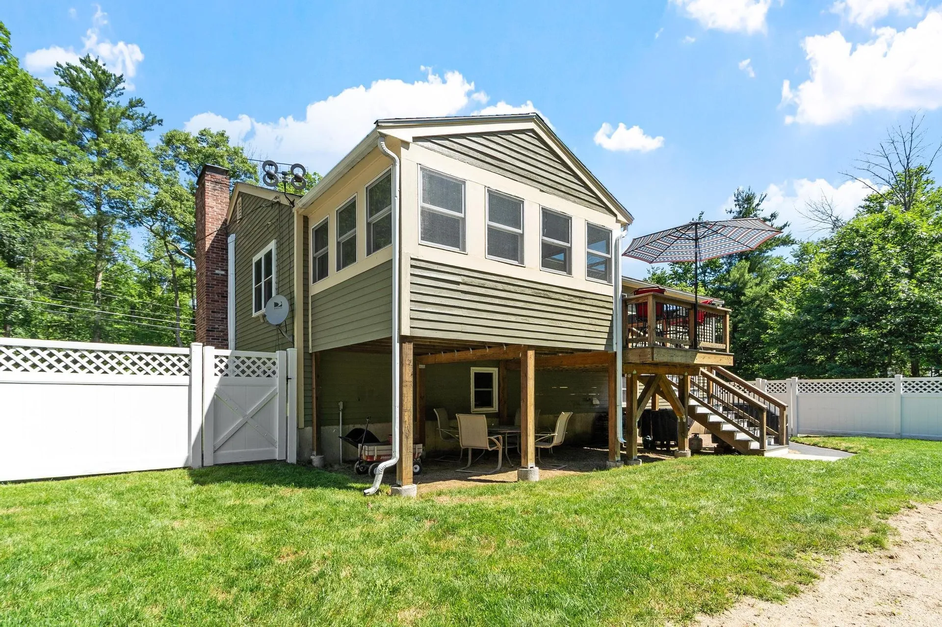 25 Sawyer Avenue Atkinson NH 03811