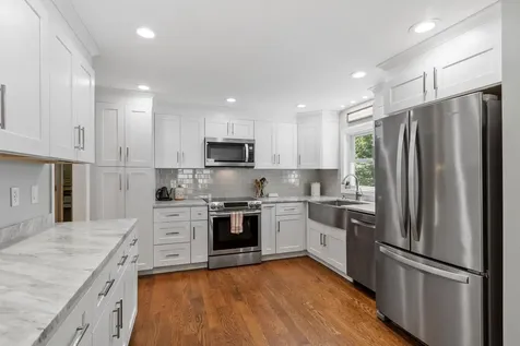 25 Sawyer Avenue Atkinson NH 03811