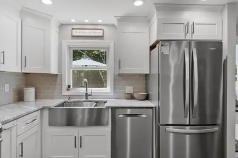 25 Sawyer Avenue Atkinson NH 03811