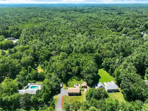 25 Sawyer Avenue Atkinson NH 03811