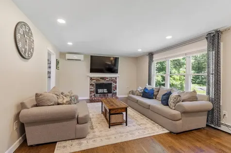 25 Sawyer Avenue Atkinson NH 03811