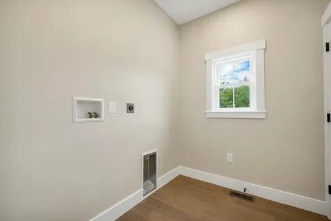 291 Sterling Drive Laconia NH 03246