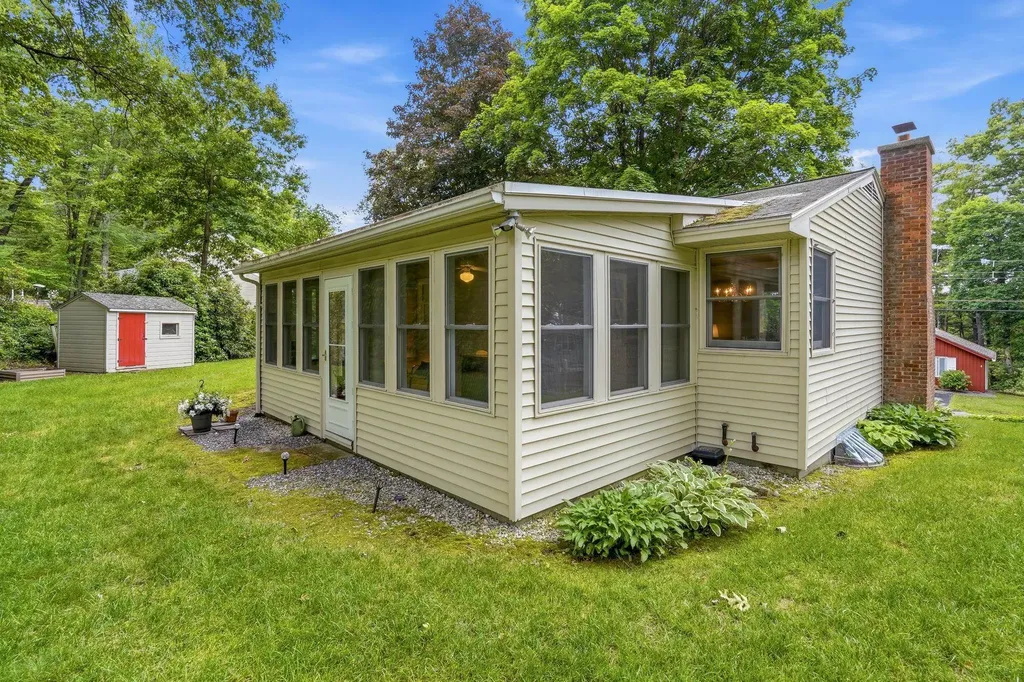 90 Webster Street Milford NH 03055