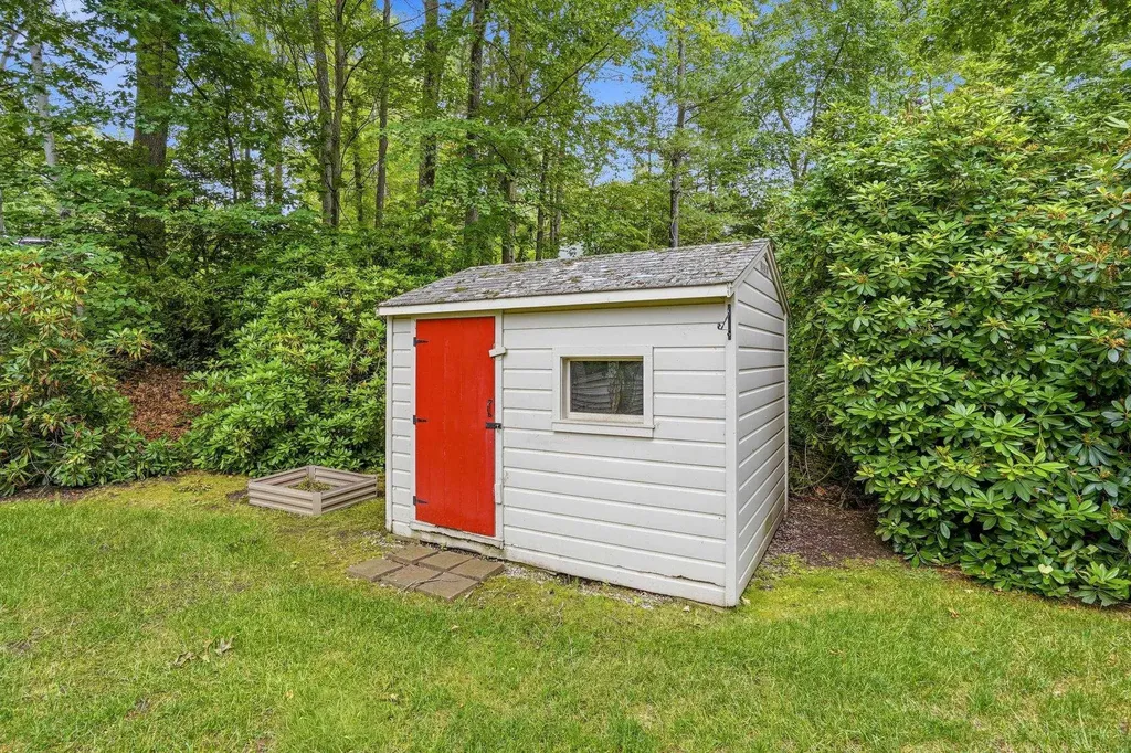 90 Webster Street Milford NH 03055