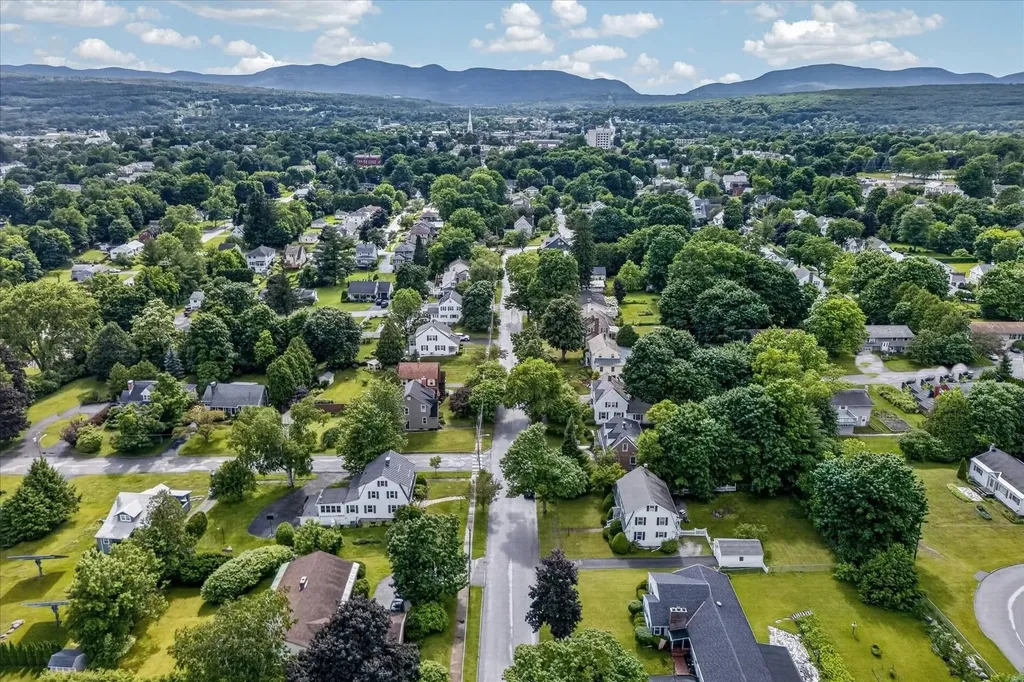 29 Howard Avenue Rutland City VT 05701