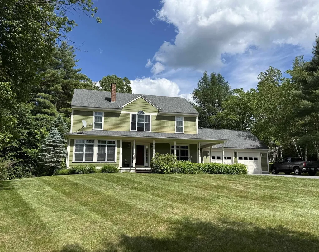 82 Spring Creek Road St. Johnsbury VT 05819