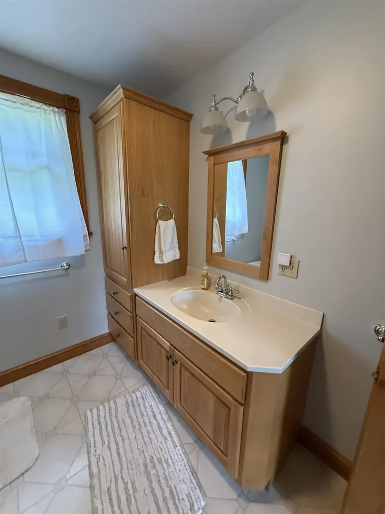 82 Spring Creek Road St. Johnsbury VT 05819