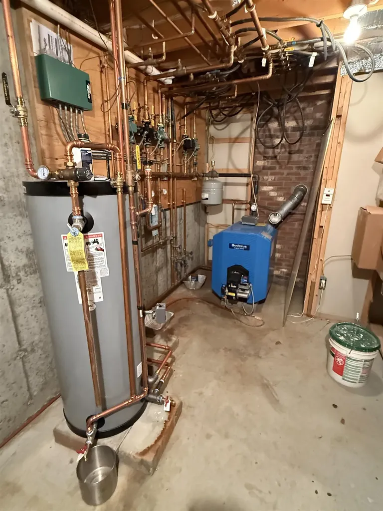 82 Spring Creek Road St. Johnsbury VT 05819