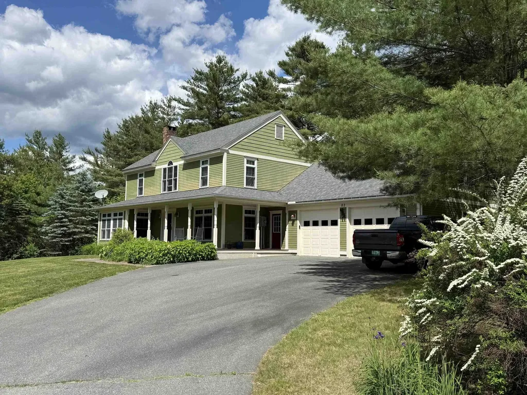 82 Spring Creek Road St. Johnsbury VT 05819