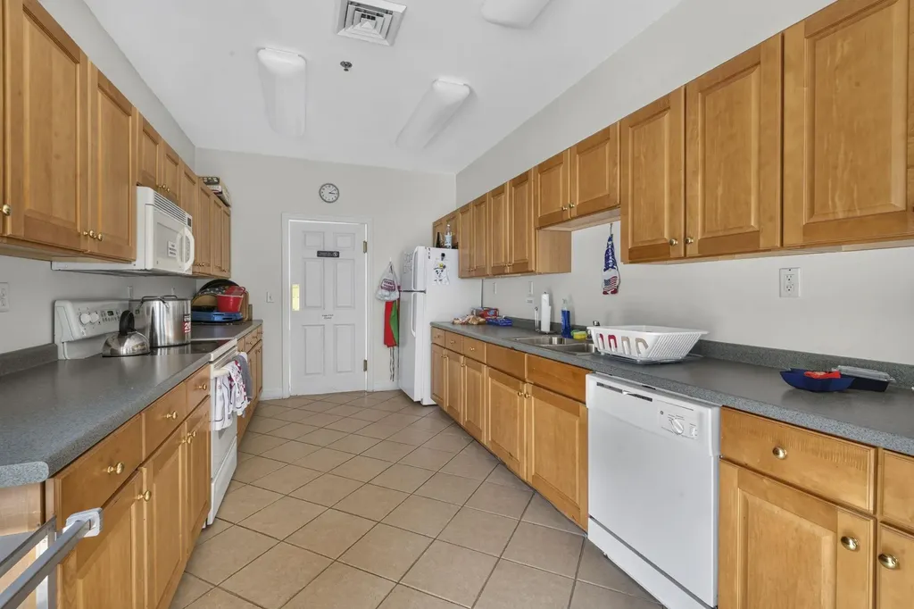 59 Cluff Road Salem NH 03079