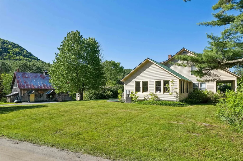 4 Larkin Road Tunbridge VT 05077