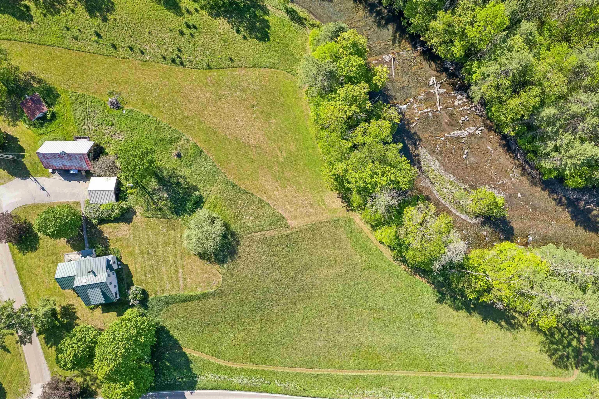 4 Larkin Road Tunbridge VT 05077