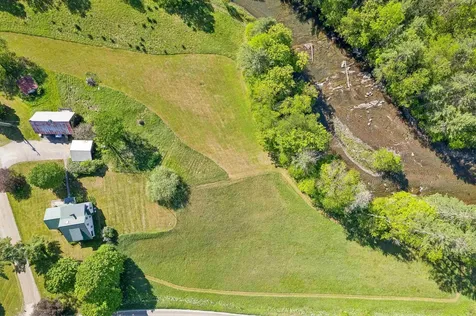 4 Larkin Road Tunbridge VT 05077