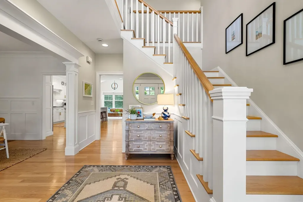 32 Settlers Court Bedford NH 03110