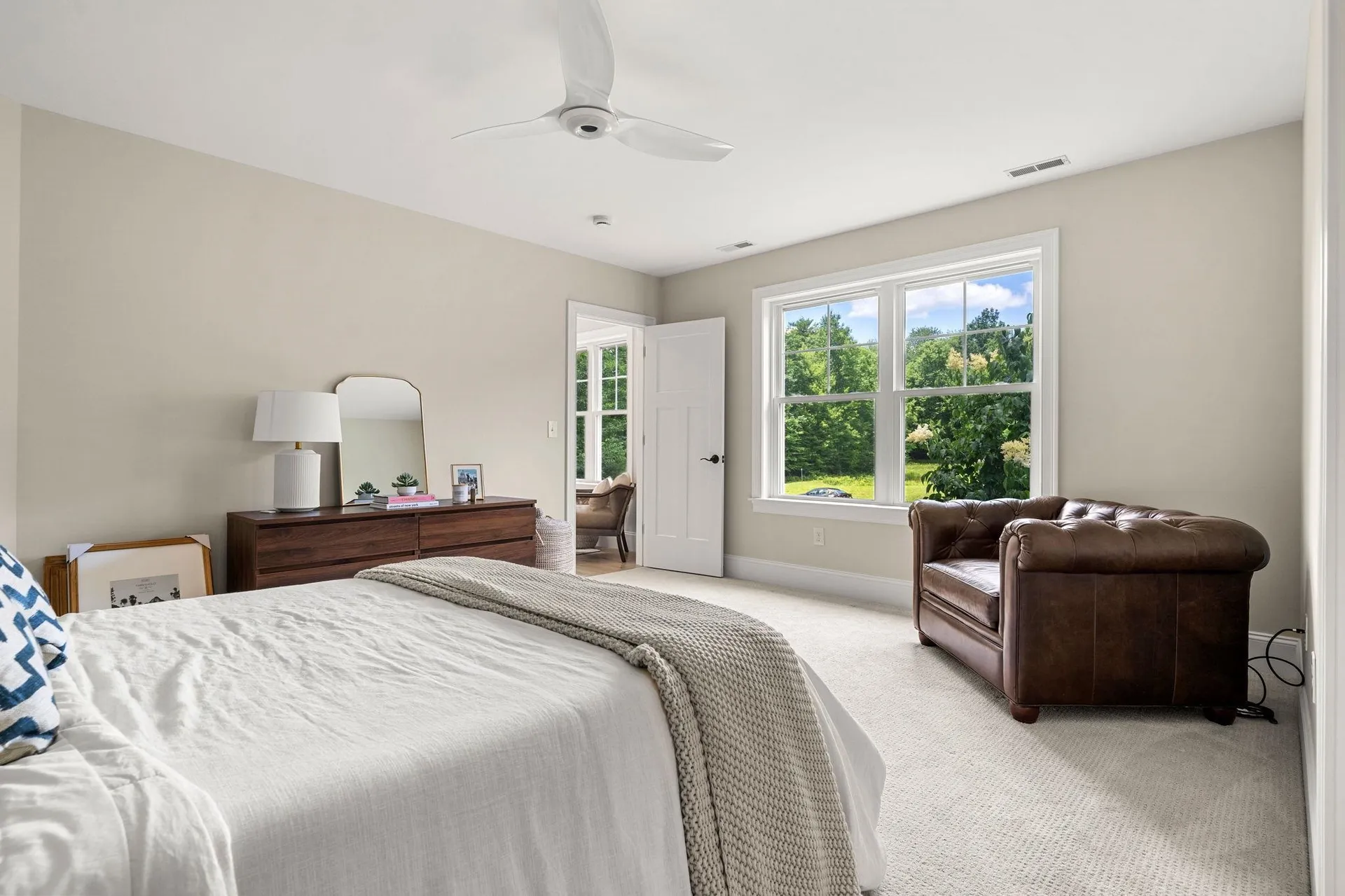 32 Settlers Court Bedford NH 03110