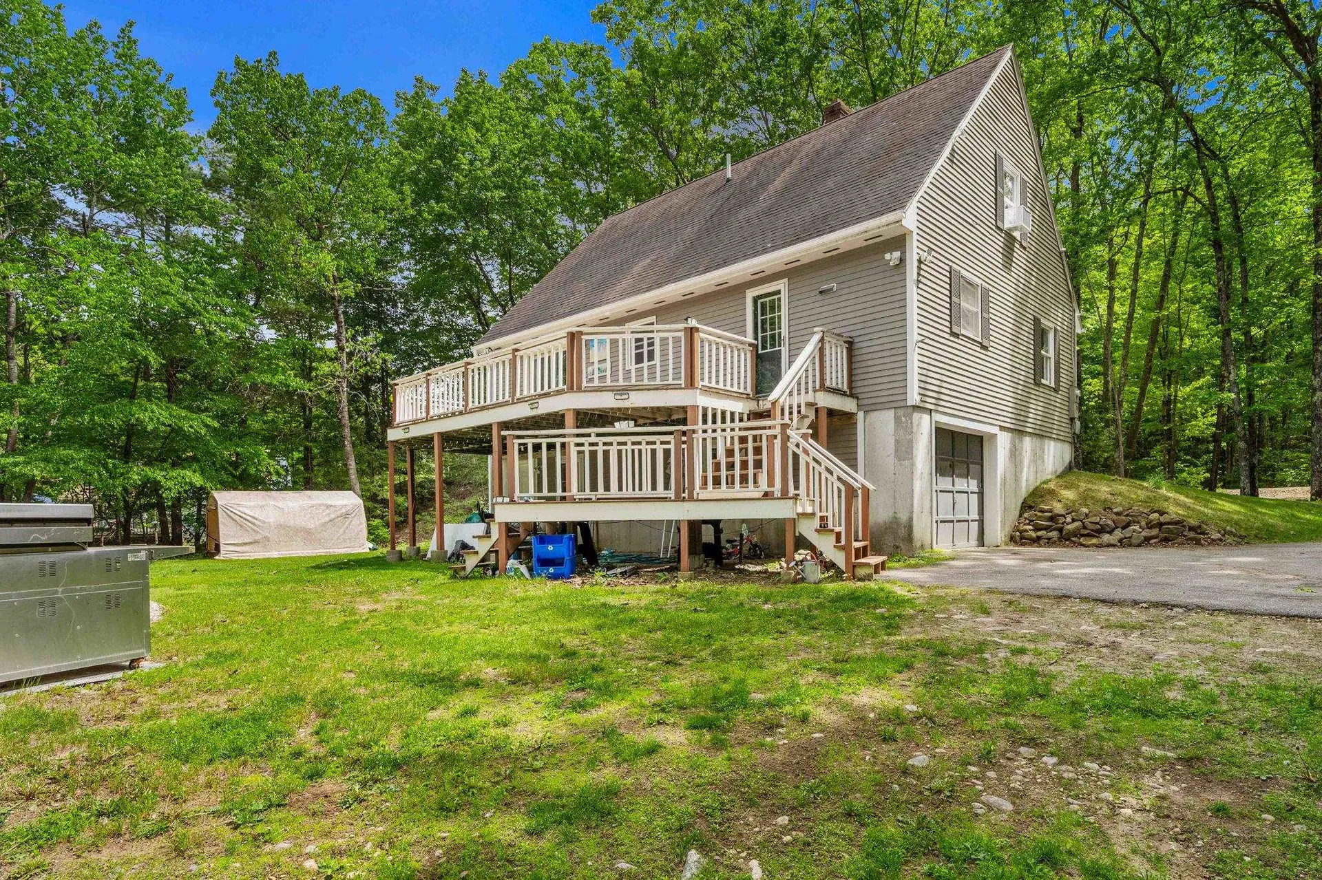 9 Pondview Road Weare NH 03281