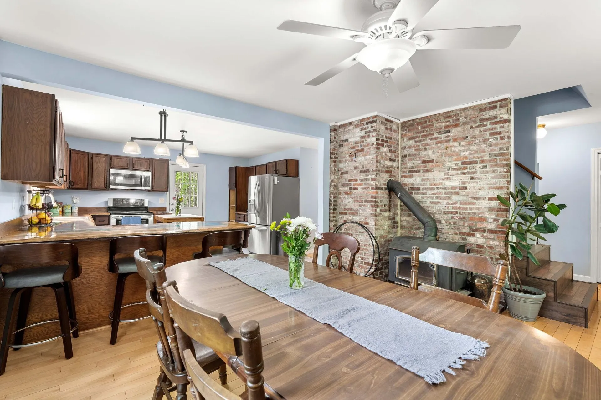9 Pondview Road Weare NH 03281