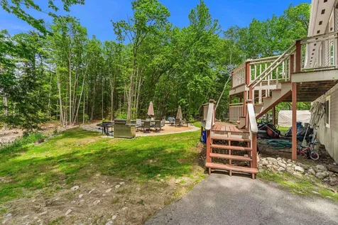 9 Pondview Road Weare NH 03281