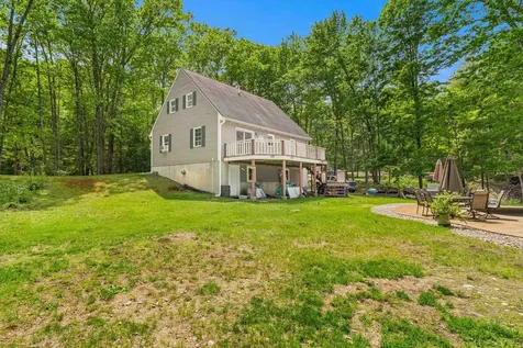9 Pondview Road Weare NH 03281