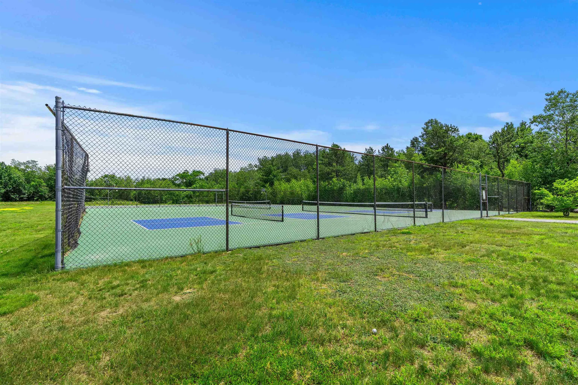 1465 Hooksett Road Hooksett NH 03106