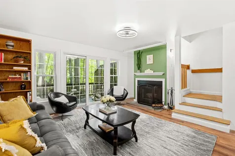 1465 Hooksett Road Hooksett NH 03106