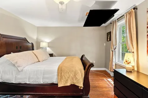 1465 Hooksett Road Hooksett NH 03106