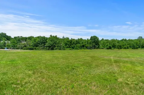 1465 Hooksett Road Hooksett NH 03106