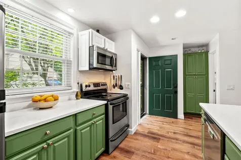 1465 Hooksett Road Hooksett NH 03106