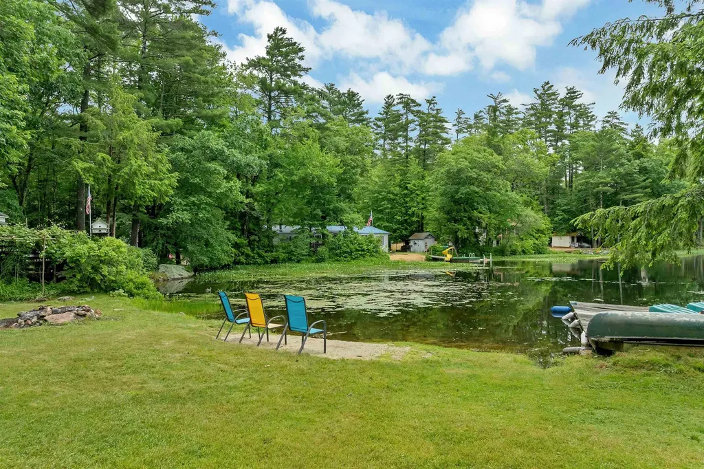 18 W Huntress Pond Road Barnstead NH 03225
