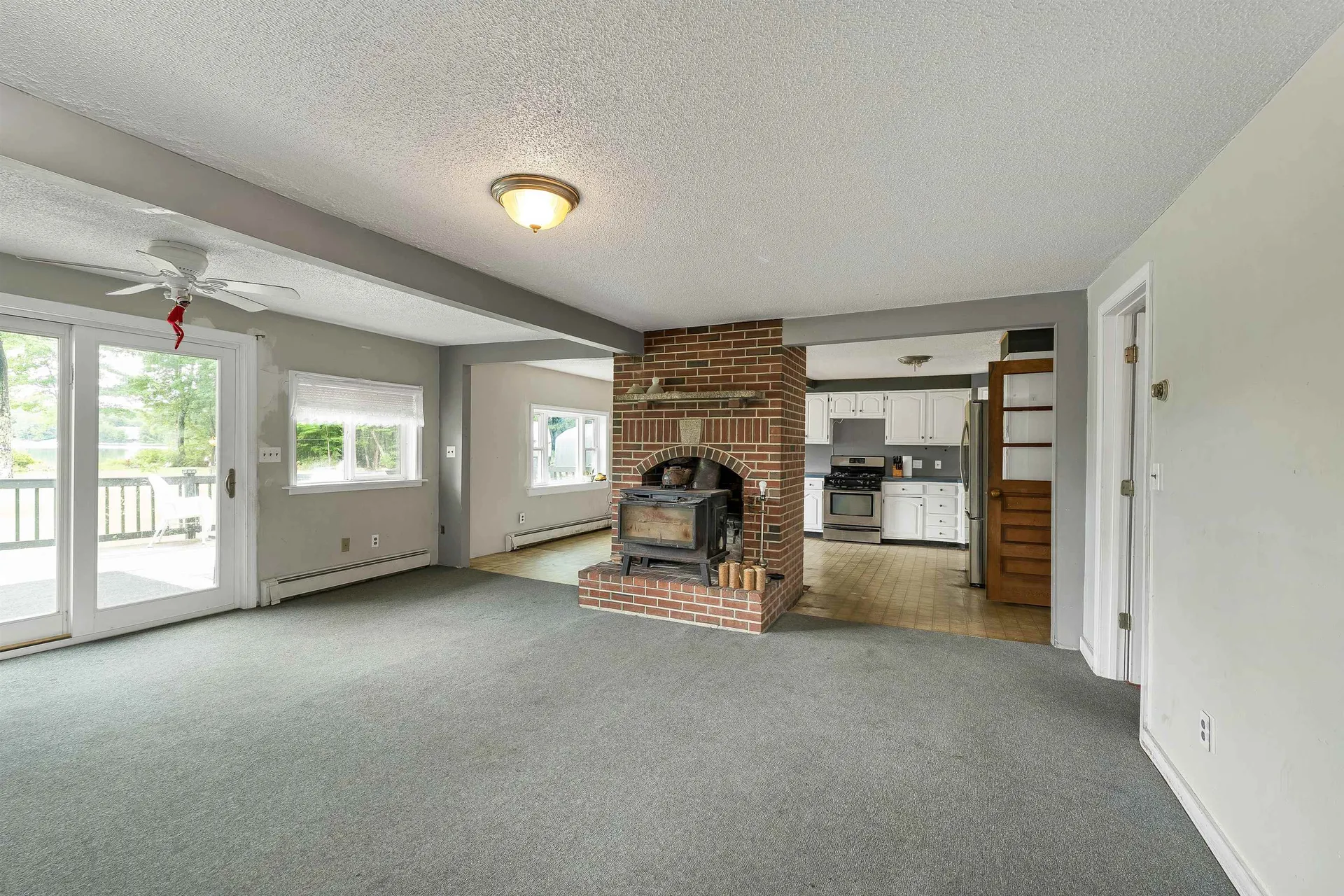 18 W Huntress Pond Road Barnstead NH 03225