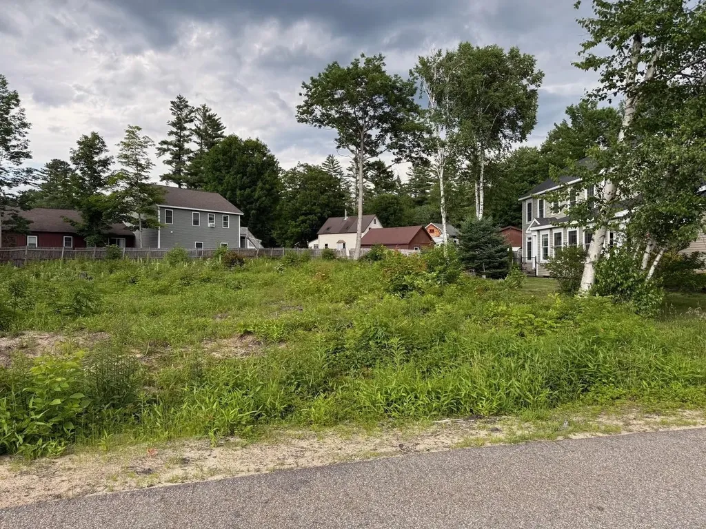 3 Profile Drive Woodstock NH 03262