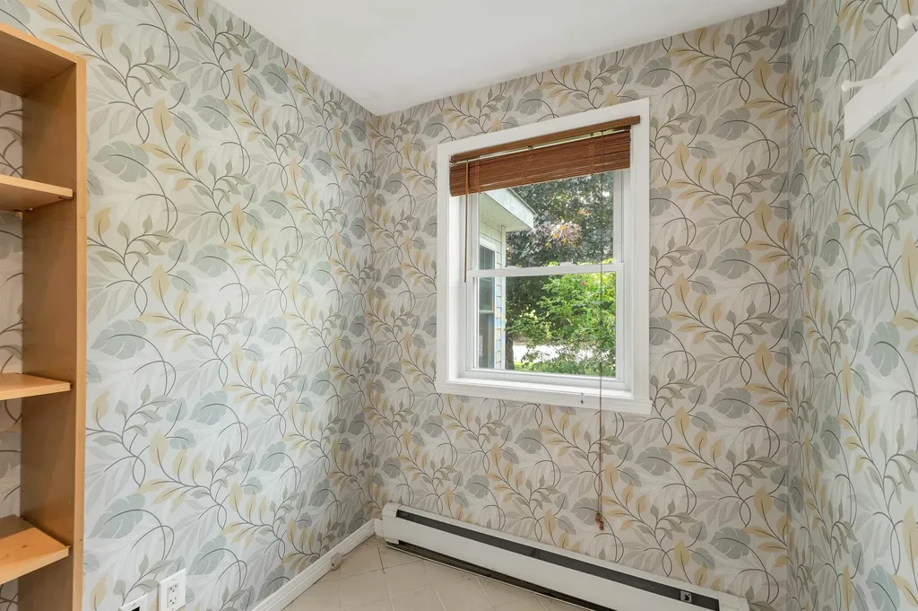 105 Waukewan Street Meredith NH 03253