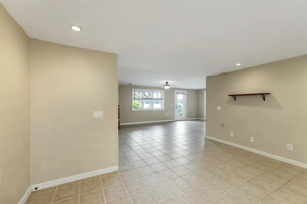 105 Waukewan Street Meredith NH 03253