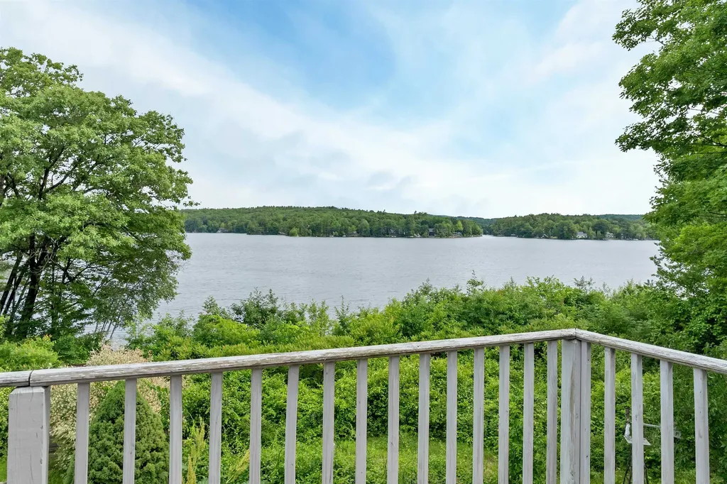 105 Waukewan Street Meredith NH 03253