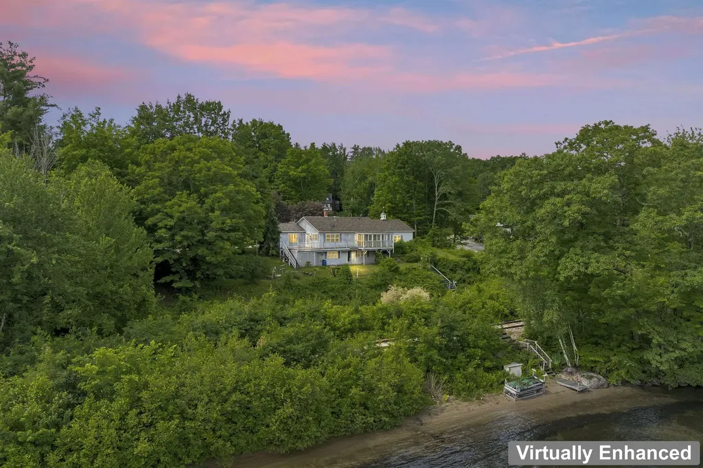 105 Waukewan Street Meredith NH 03253