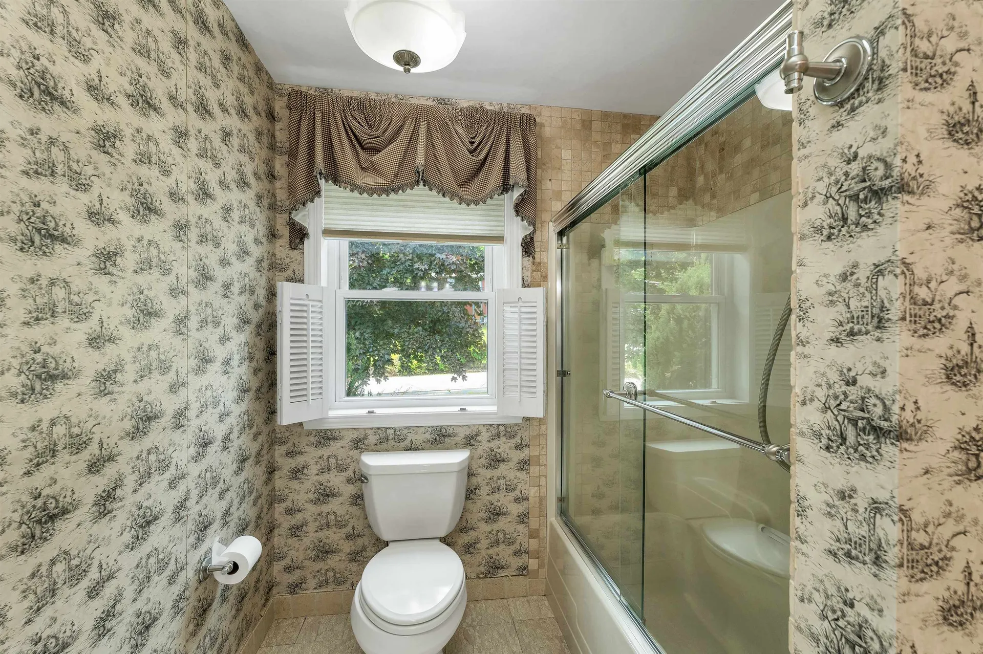 105 Waukewan Street Meredith NH 03253