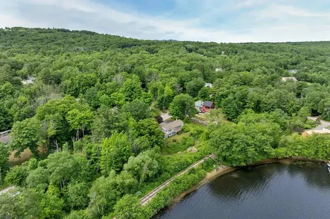 105 Waukewan Street Meredith NH 03253