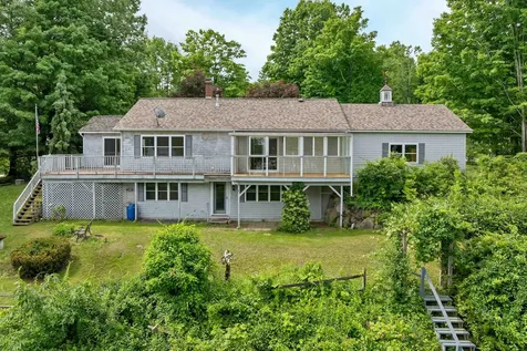 105 Waukewan Street Meredith NH 03253