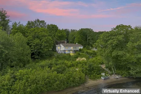 105 Waukewan Street Meredith NH 03253