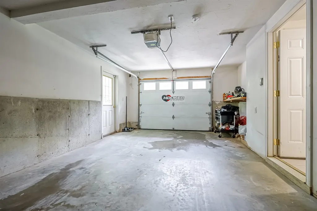16 Lincoln Lane Barnstead NH 03225