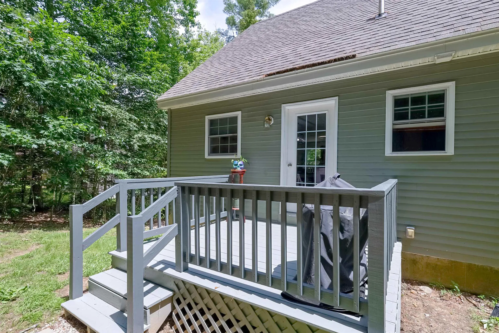 16 Lincoln Lane Barnstead NH 03225