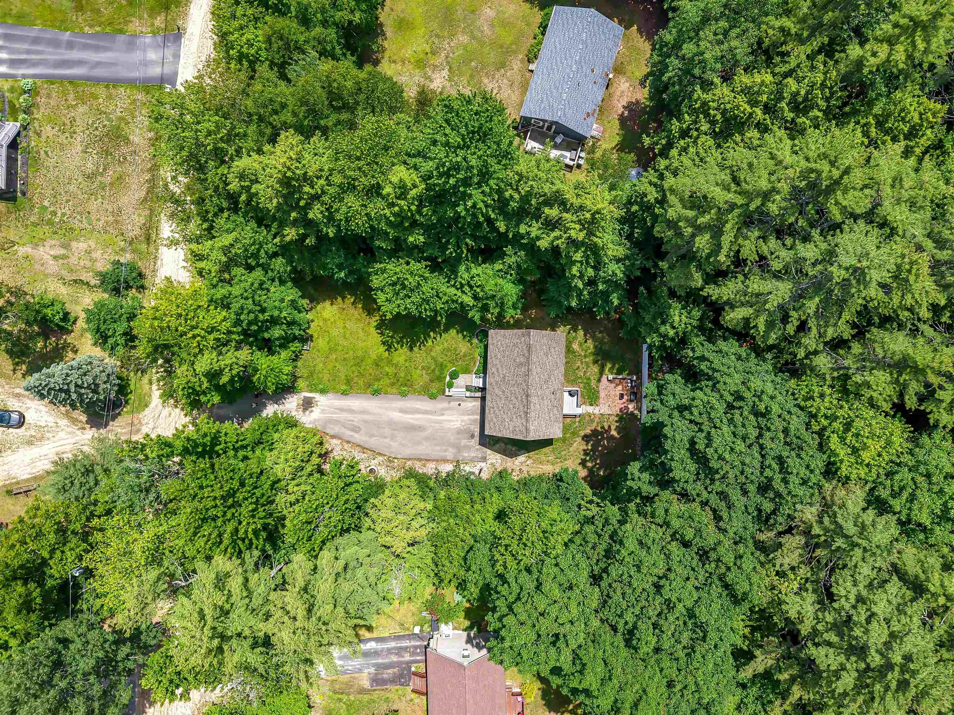 16 Lincoln Lane Barnstead NH 03225