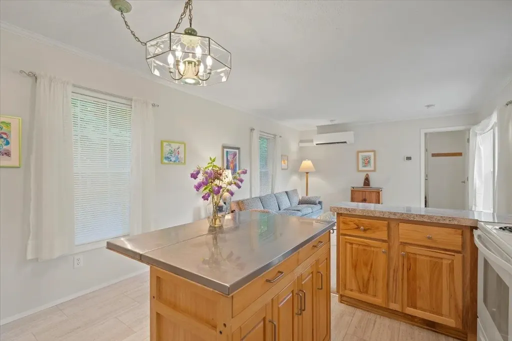 91 Shelburnewood Drive Shelburne VT 05482
